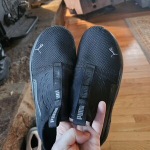 PUMA Boy's Black Slip-On Sneakers